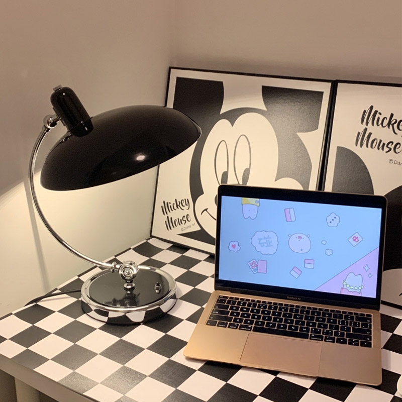 Lampu Meja Bauhaus Modern yang - Desk Setup Minimalist ulasan dan harga